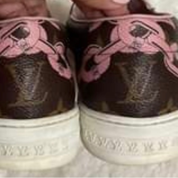 Louis Vuitton monogram shoes - Picture 3 of 5